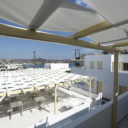 آداماس The White Suites المظهر الخارجي الصورة