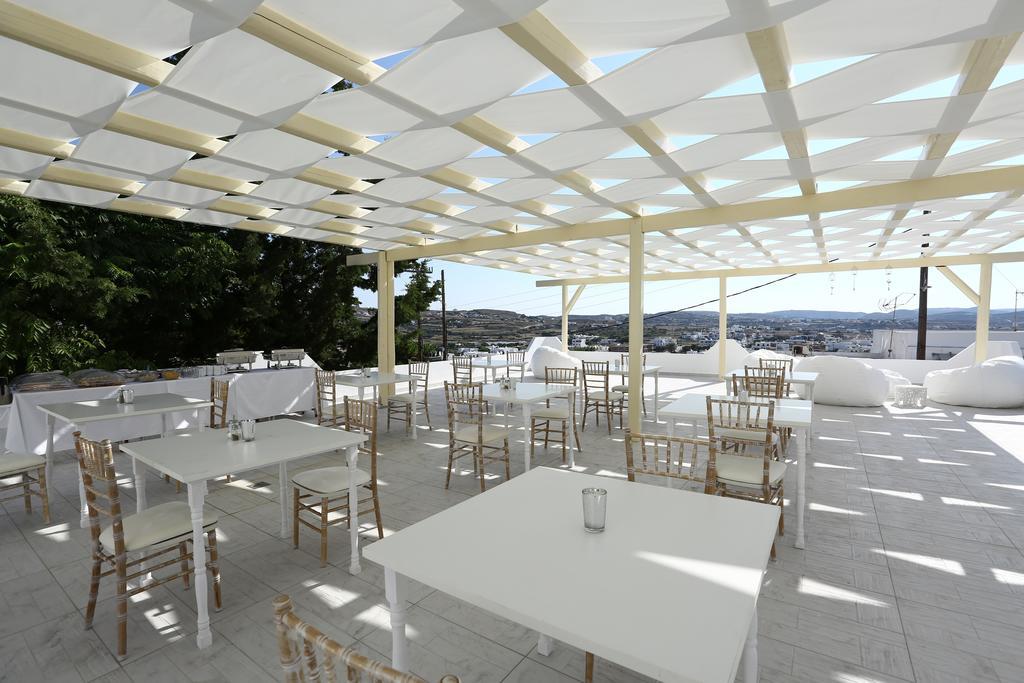 آداماس The White Suites المظهر الخارجي الصورة