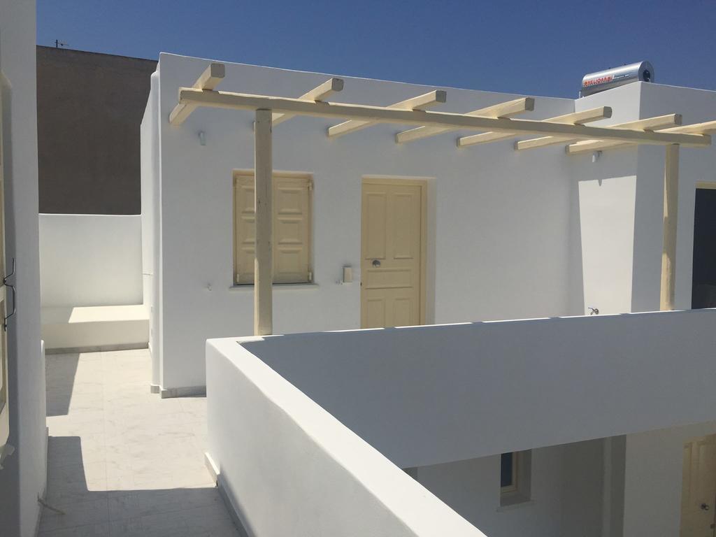 آداماس The White Suites المظهر الخارجي الصورة