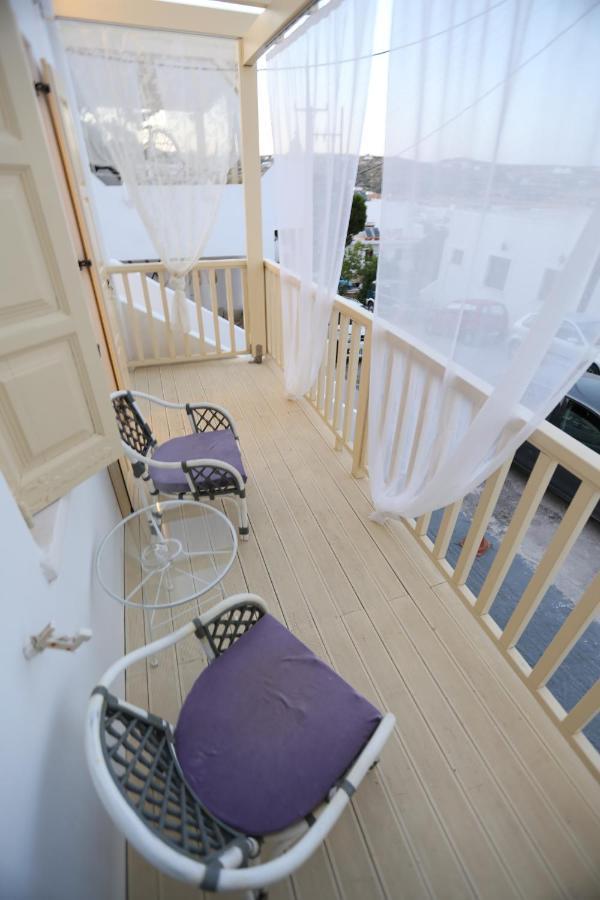 آداماس The White Suites المظهر الخارجي الصورة