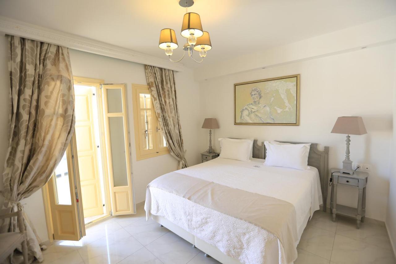 آداماس The White Suites المظهر الخارجي الصورة