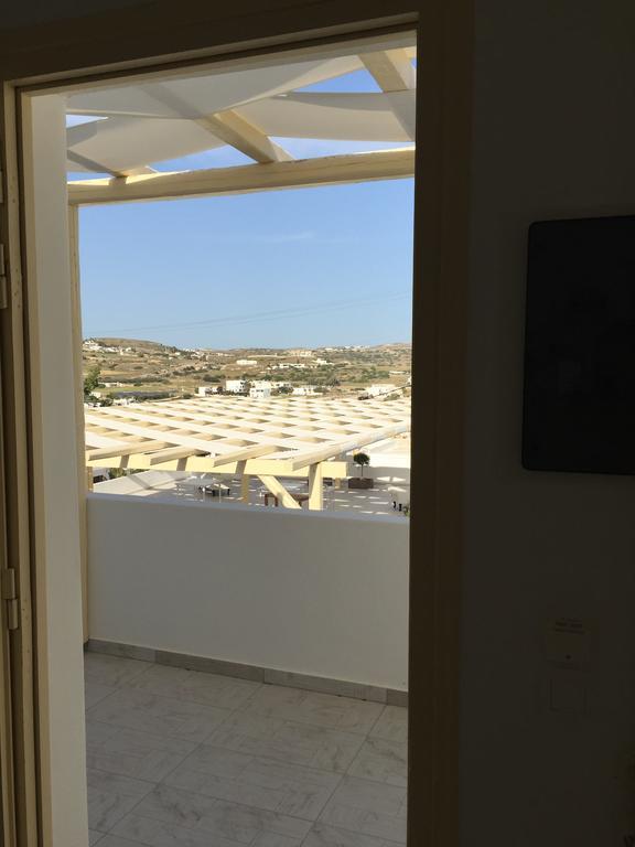 آداماس The White Suites المظهر الخارجي الصورة