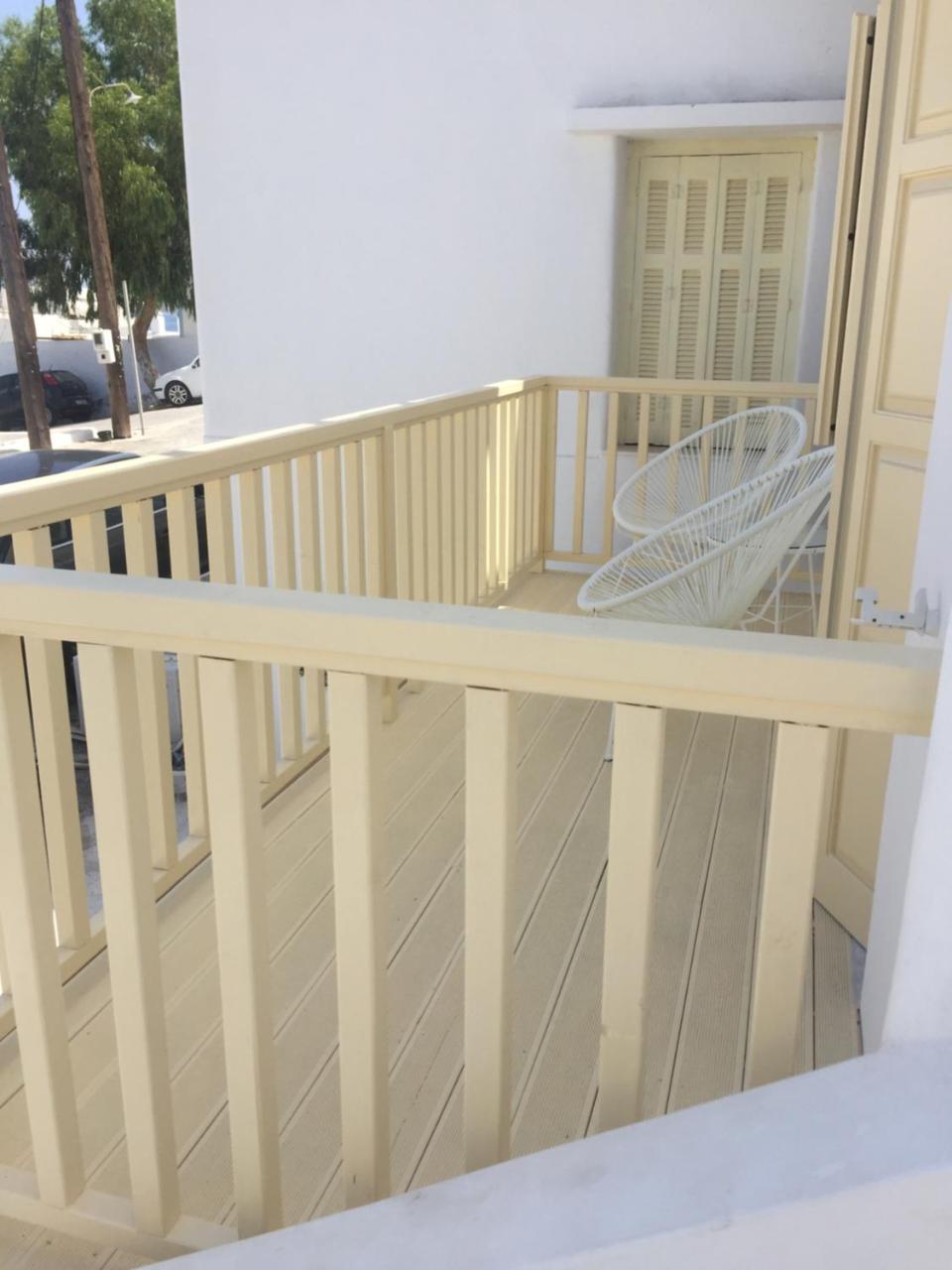 آداماس The White Suites المظهر الخارجي الصورة